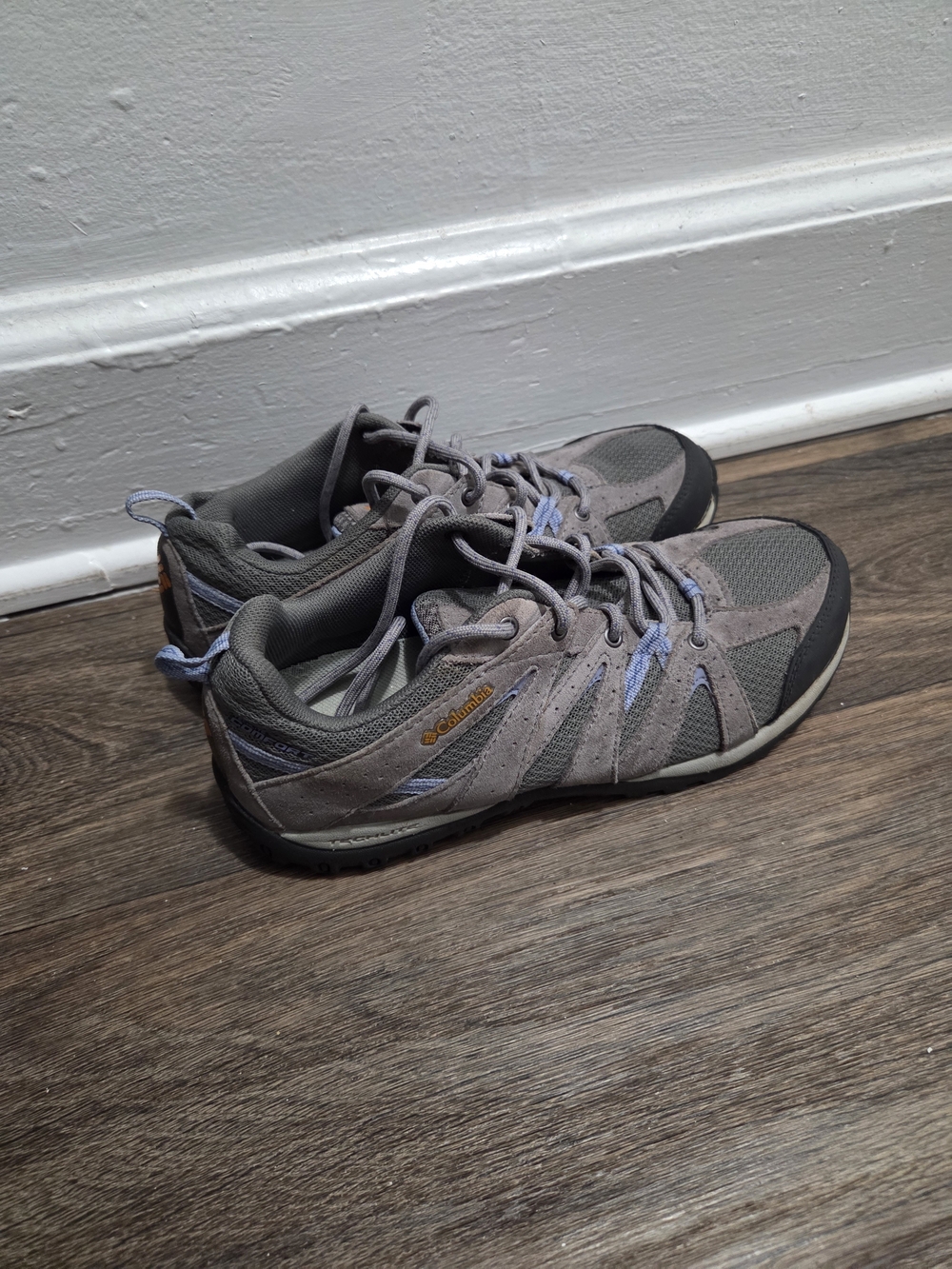 Columbia Size 9 Men’s Gray Low-Top Hiking Shoes